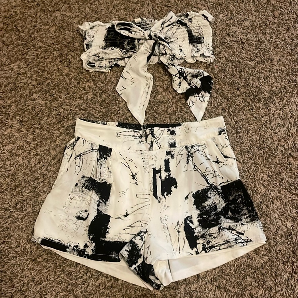 White and black set
